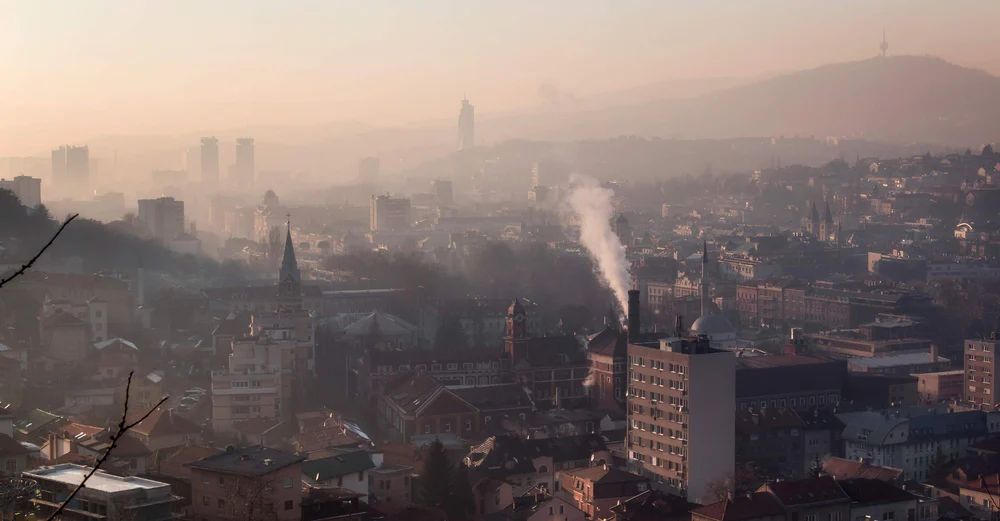 Cunoscut drept „Ierusalimul Europei” este cel mai poluat oraș european și e aproape de București