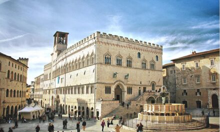 Perugia – orașul medieval în care istoria miroase a ciocolată