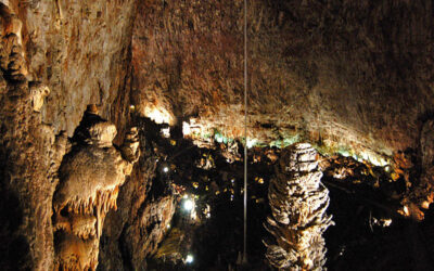 Tărâmul karstic de la granița Italiei cu Slovenia: peșteri spectaculoase, sate medievale și un geoparc transfrontalier