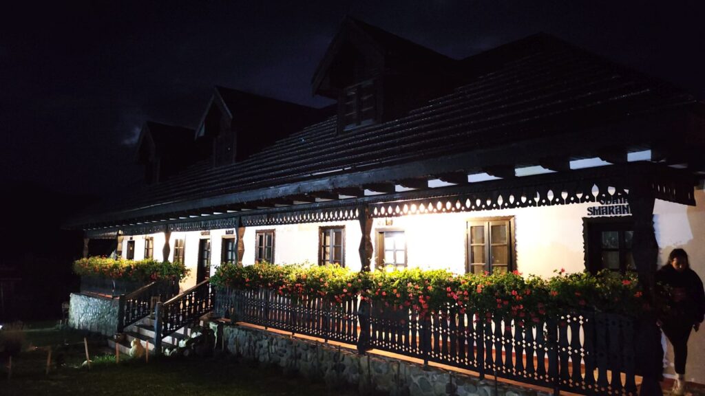 Gospodarie rurala, Oltenia, credit foto Turism Istoric