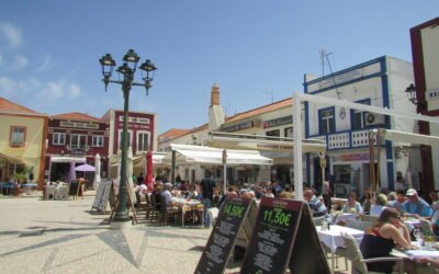 Ferragudo, satul portughez ocolit de turiști: plaje liniștite și prețuri accesibile