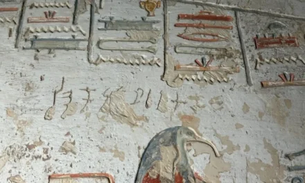 Graffiti antic șocant în Egipt: turiști din India vizitau mormintele faraonilor acum 2000 de ani