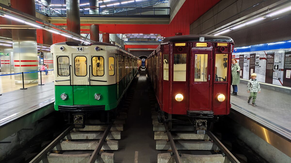 Metroul din Madrid ascunde o istorie fascinantă: trenuri istorice in muzeul Chamartín. Credit foto Turism Istoric