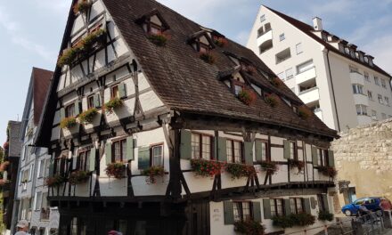 Știați că cel mai înclinat hotel din lume este în Germania?