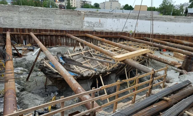 Mister sub asfalt: o corabie medievală descoperită în Tallinn, cu o busolă veche de 600 de ani