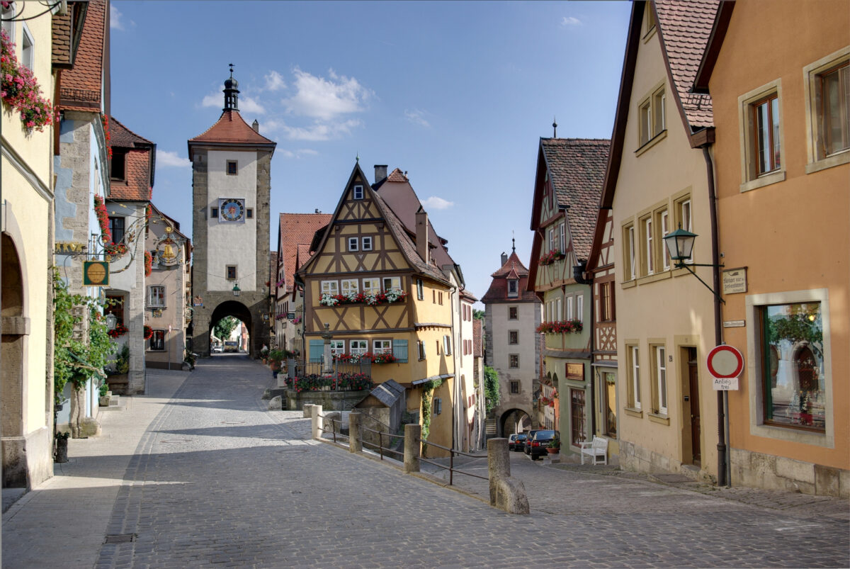 Rothenburg ob der Tauber, Sieberstor(links) und Koboltor (rechts) credit foto Berthold Werner